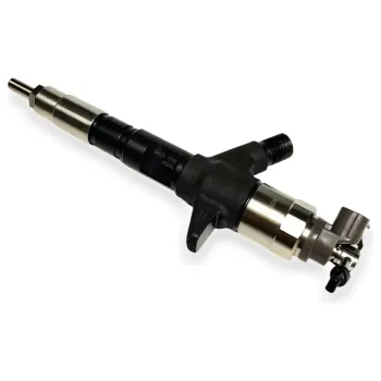 Denso 095000-5550 Common Rail Injector Assembly for Hyundai HD78 3.9L Diesel Engine